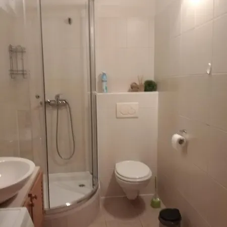 Kirka Appartement *